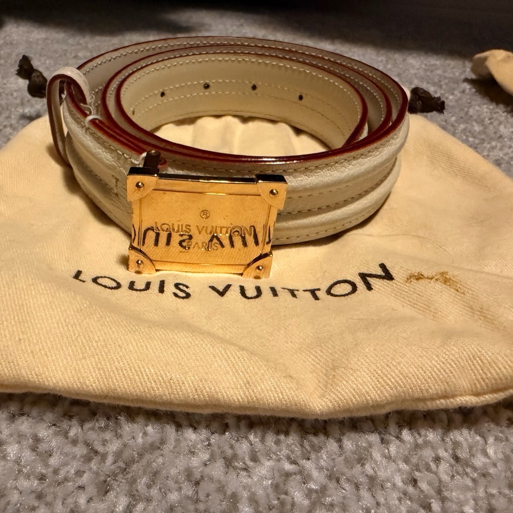 Louis Vuitton White and Gold women’s belt